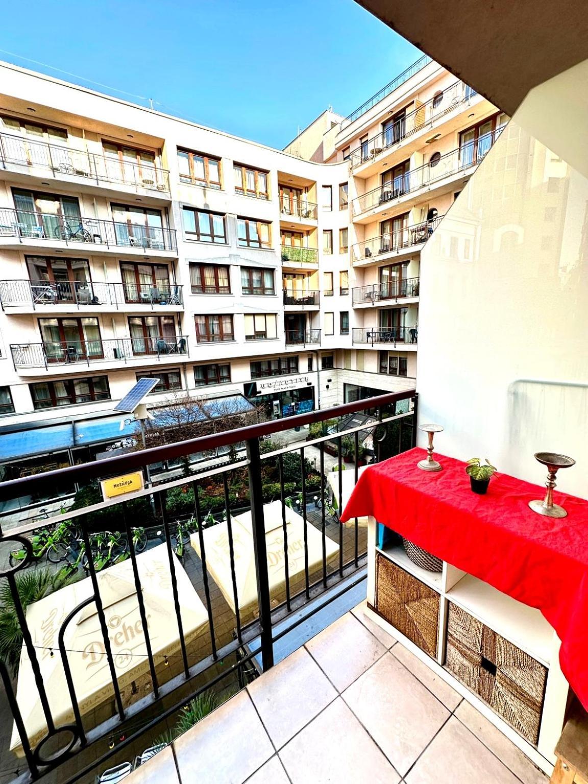 City Center Apartment With Balcony Budapesta Exterior foto