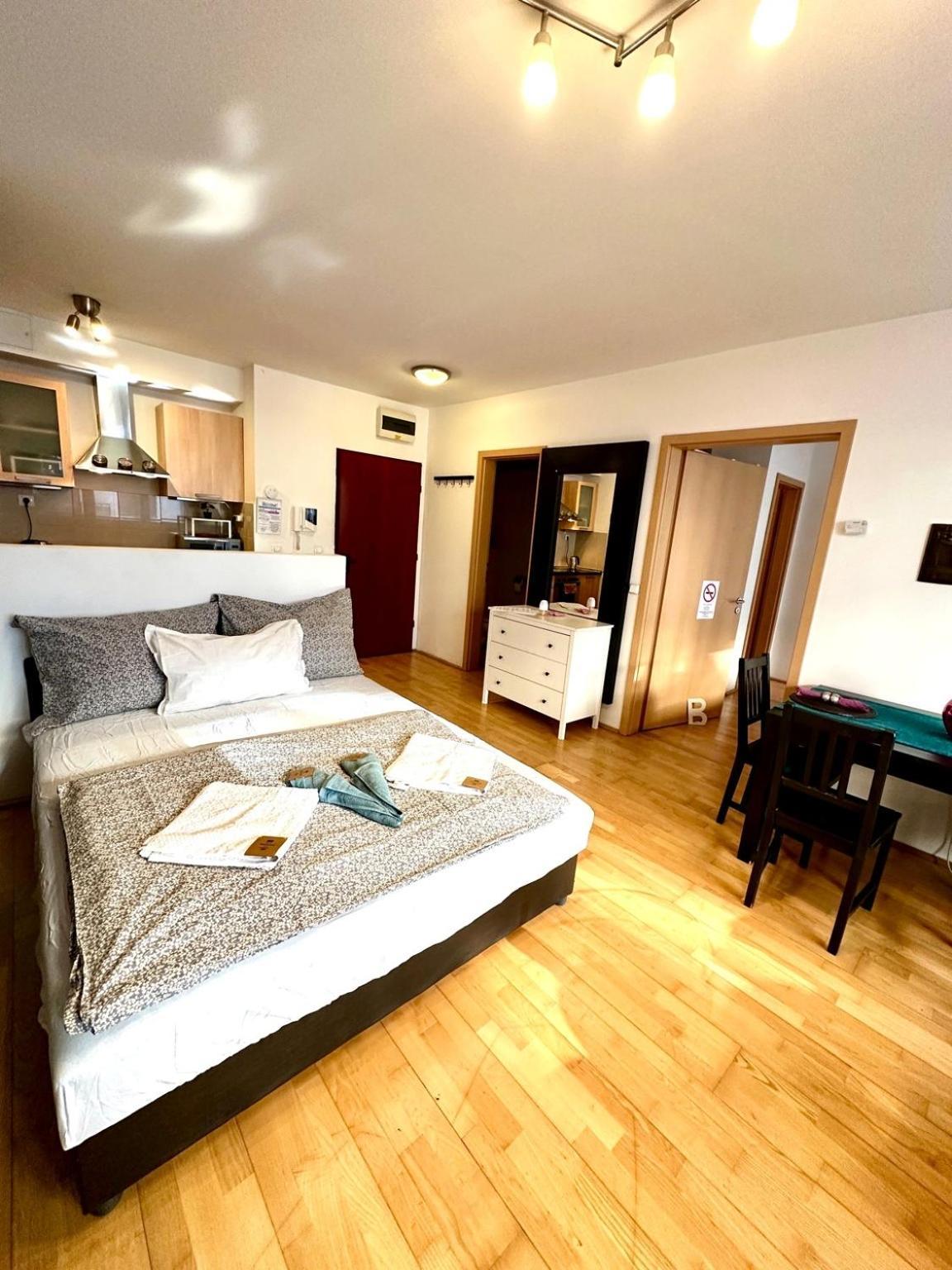 City Center Apartment With Balcony Budapesta Exterior foto